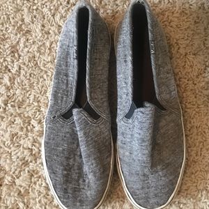 Women’s grey size 7 Keds